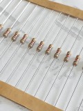 RESISTOR 820R CR25